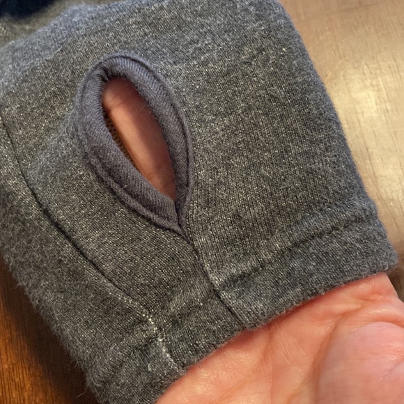 Under Armour jacket - Picture 9 of 9